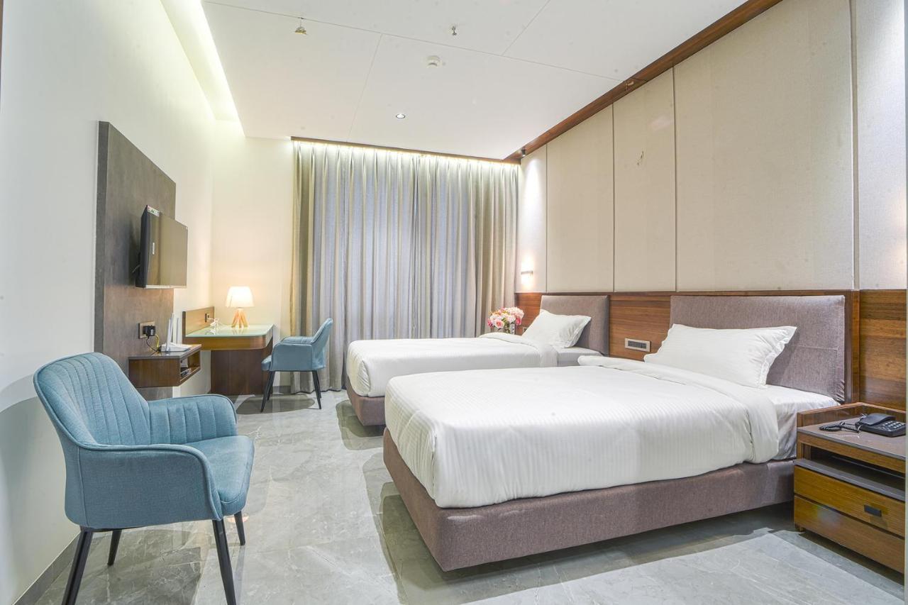 Hotel Devgiri Inn And Restaurant Sangli Экстерьер фото