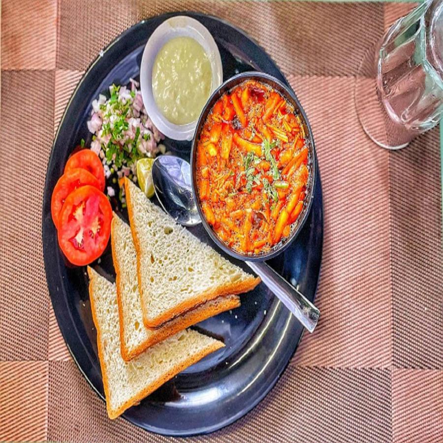 Hotel Devgiri Inn And Restaurant Sangli Экстерьер фото